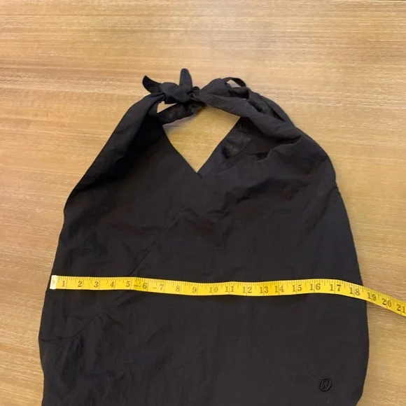 Lululemon Athletica Black Bag with Sporty Elegance - Picture 11 of 12